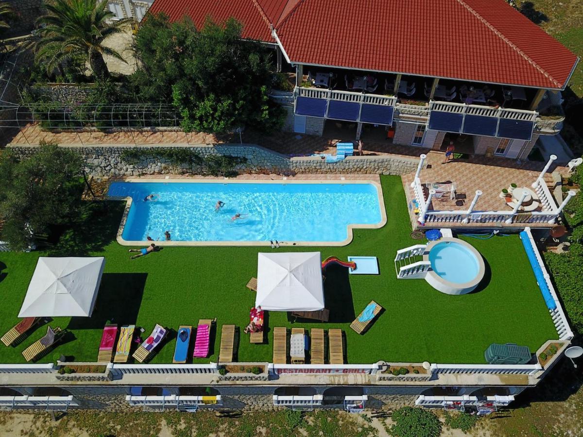 Garden Resort - Apartments Lavanda Potocnica Exteriör bild